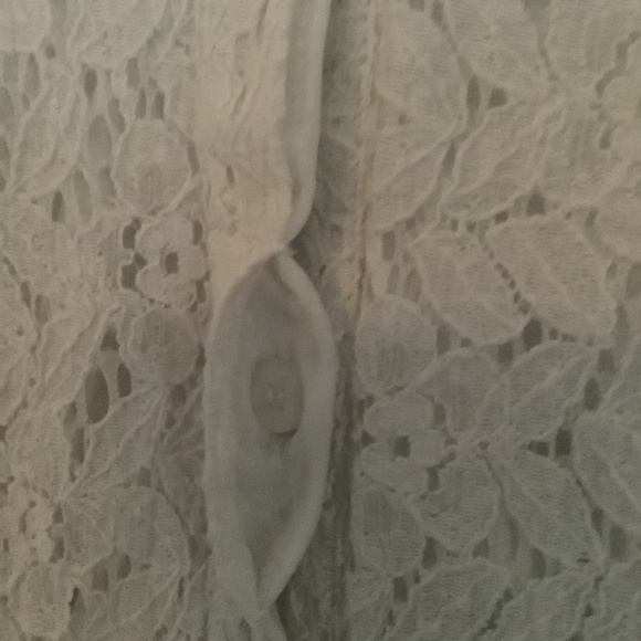 Lace mini dress - Picture 8 of 11